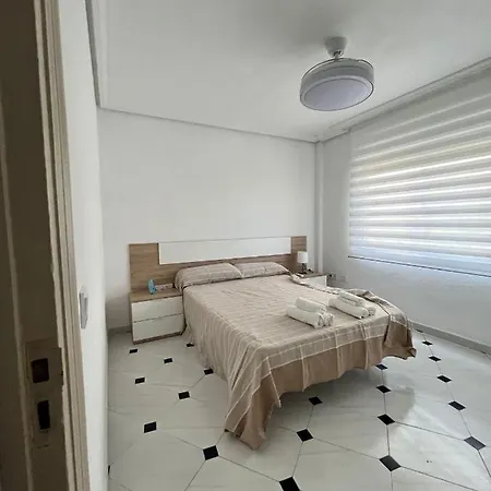 Apartment Turistico En El Centro De Fuengirola, Malaga.