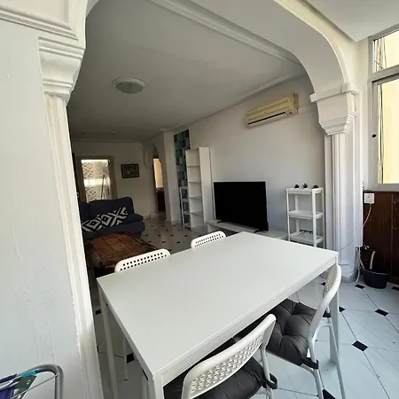 Apartment Turistico En El Centro De Fuengirola, Malaga. Fuengirola