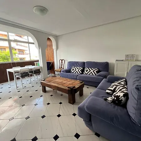 Apartment Turistico En El Centro De Fuengirola, Malaga.